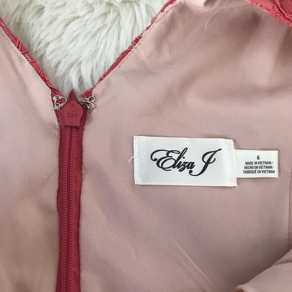 ELIZA J Lace Midi Dress Sleeveless A-Line V Neckline Dusty Coral Red Size 6 NWOT - Picture 5 of 16